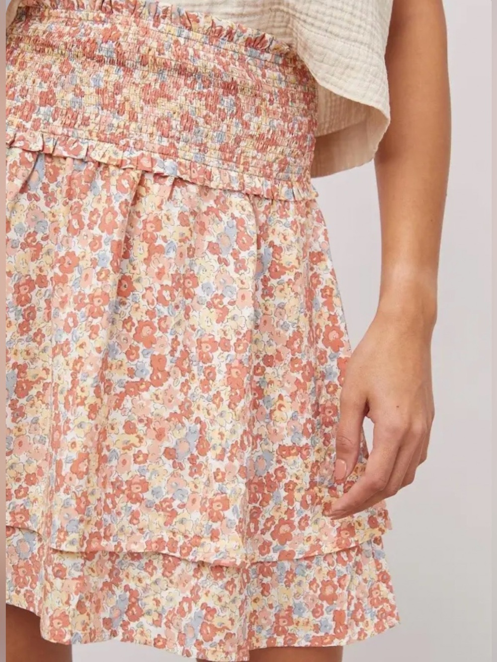 RAILS “Addison" Wildflower Smocked Tiered Mini Skirt Size XL - Picture 2 of 10